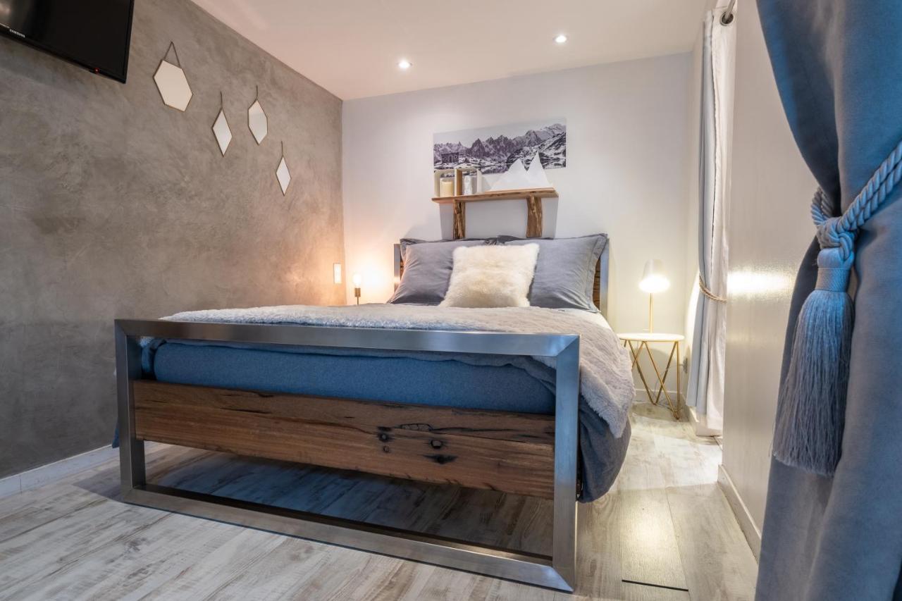 Un Cottage Alpin chaleureux dans le coeur d Annecy avec 2 vélos Exterior foto